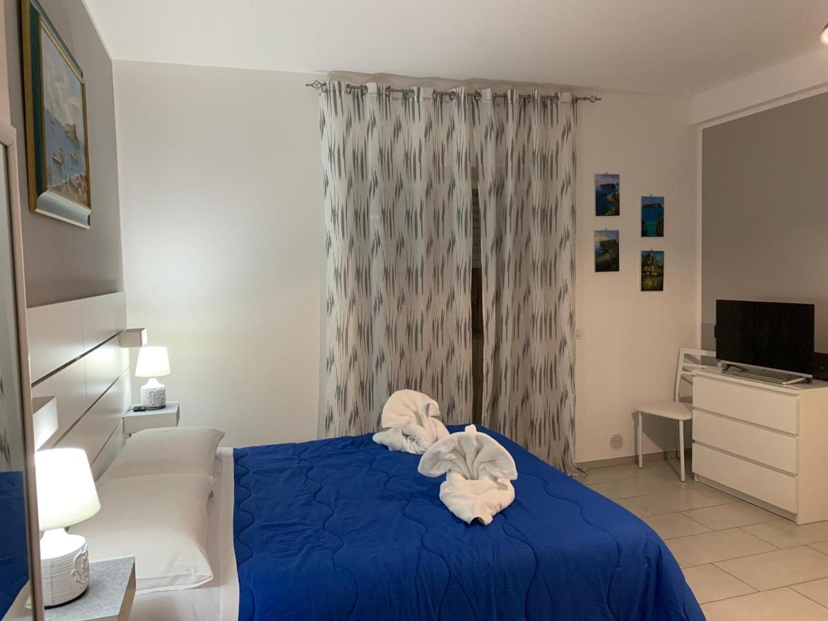 Alfieri Bed&Beach - Free Parking & Wifi 普拉亚·阿马勒 外观 照片